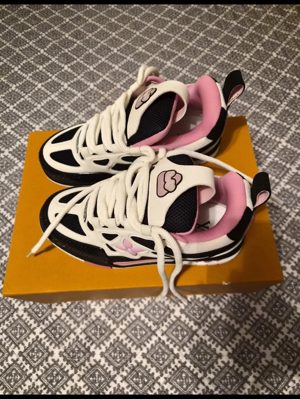 Louis Vuitton Trainer Sneakers in Black, White & Pink